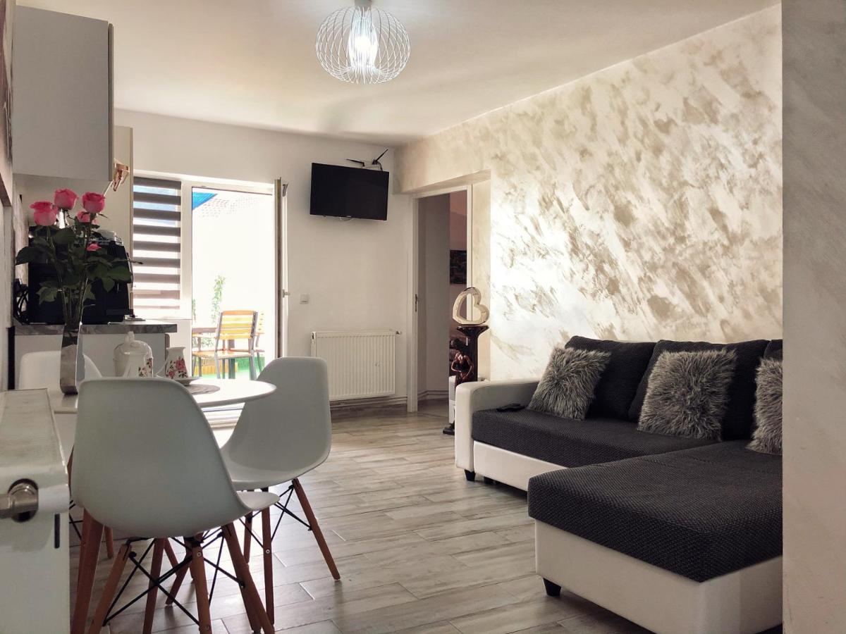 Veraci Apartments Σίμπιου Εξωτερικό φωτογραφία
