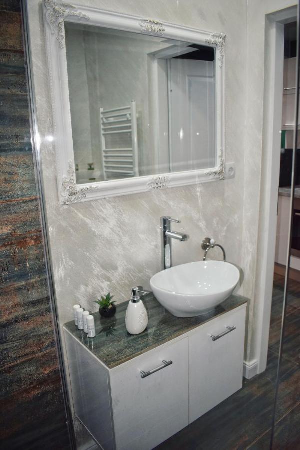 Veraci Apartments Σίμπιου Εξωτερικό φωτογραφία