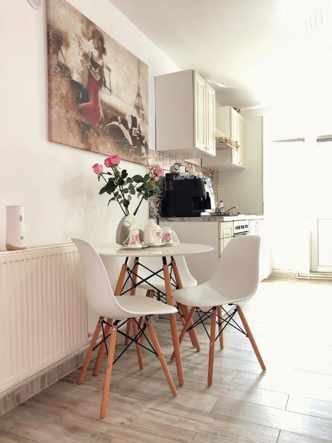 Veraci Apartments Σίμπιου Εξωτερικό φωτογραφία